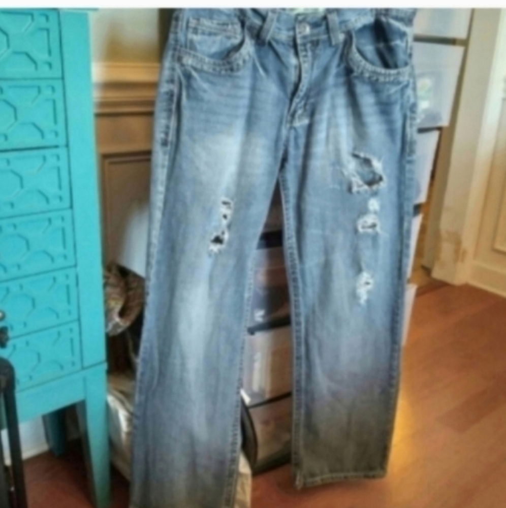 Rustic Men's Very Distressed Blue Jeans 32 X 30 Relaxed Straight GUC Cowboy